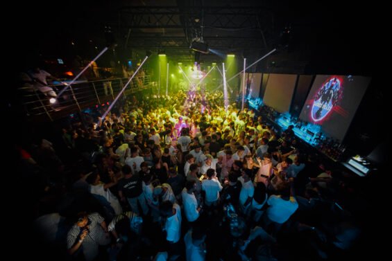 LE_CLASSICO_party_malta_lazy_pirate_3 (2)